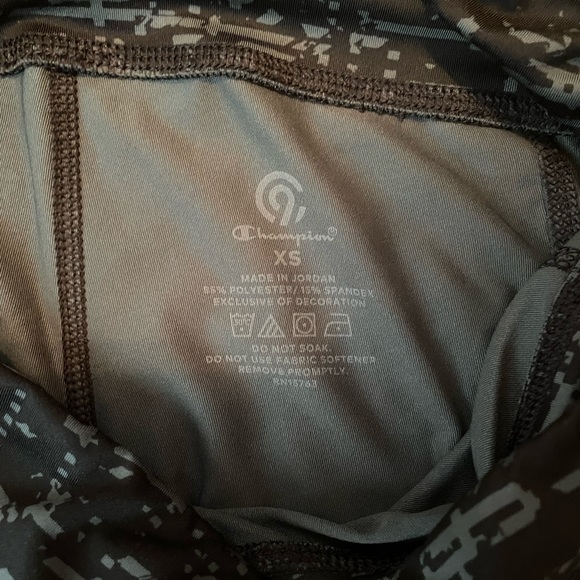 Champion Womens Capri Leggings - Picture 3 of 3